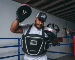 TITLE Boxing Aerovent Anarchy Punch Mitts -Sports Boxing AASPM 2