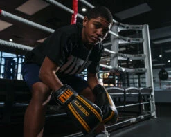 TITLE Classic Speed Boxing Gloves 27 TITLE Classic Speed Boxing Gloves -Sports Boxing CABG12BKYE 2