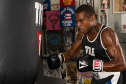 TITLE Classic Pro Style Training Gloves 3.0 33 TITLE Classic Pro Style Training Gloves 3.0 -Sports Boxing CVVTG3BK WH