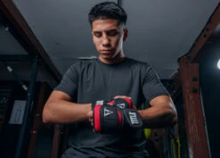 TITLE Boxing Deluxe Weighted Gloves 2.0 10 TITLE Boxing Deluxe Weighted Gloves 2.0 -Sports Boxing DWH2BKRD 1