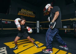 TITLE Boxing Gel Tech Punch Mitts 2.0 -Sports Boxing GTPM2BK 3