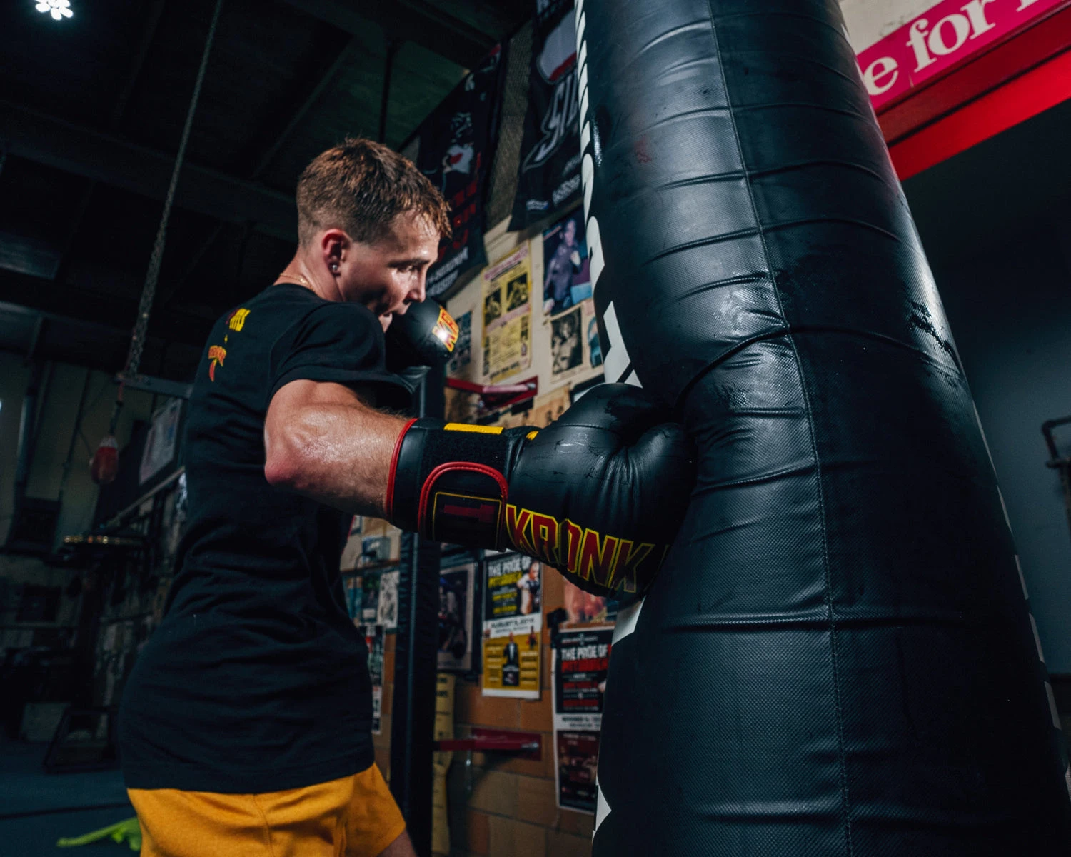 KRONK Boxing Gym Leather Bag Gloves 9 KRONK Boxing Gym Leather Bag Gloves - Image 9