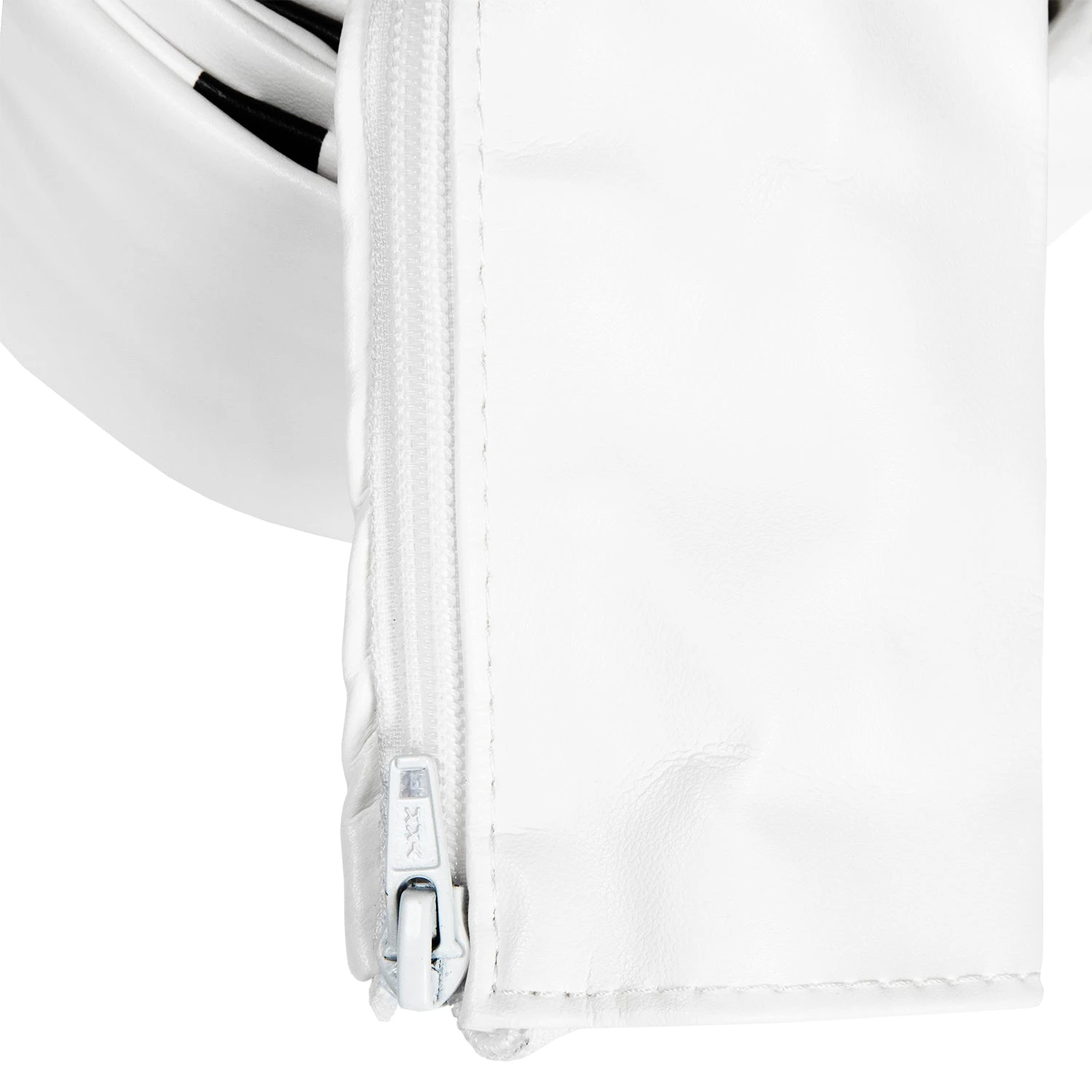 TITLE Boxing Pro Vinyl Zippered Rope Covers 15 TITLE Boxing Pro Vinyl Zippered Rope Covers - Image 15