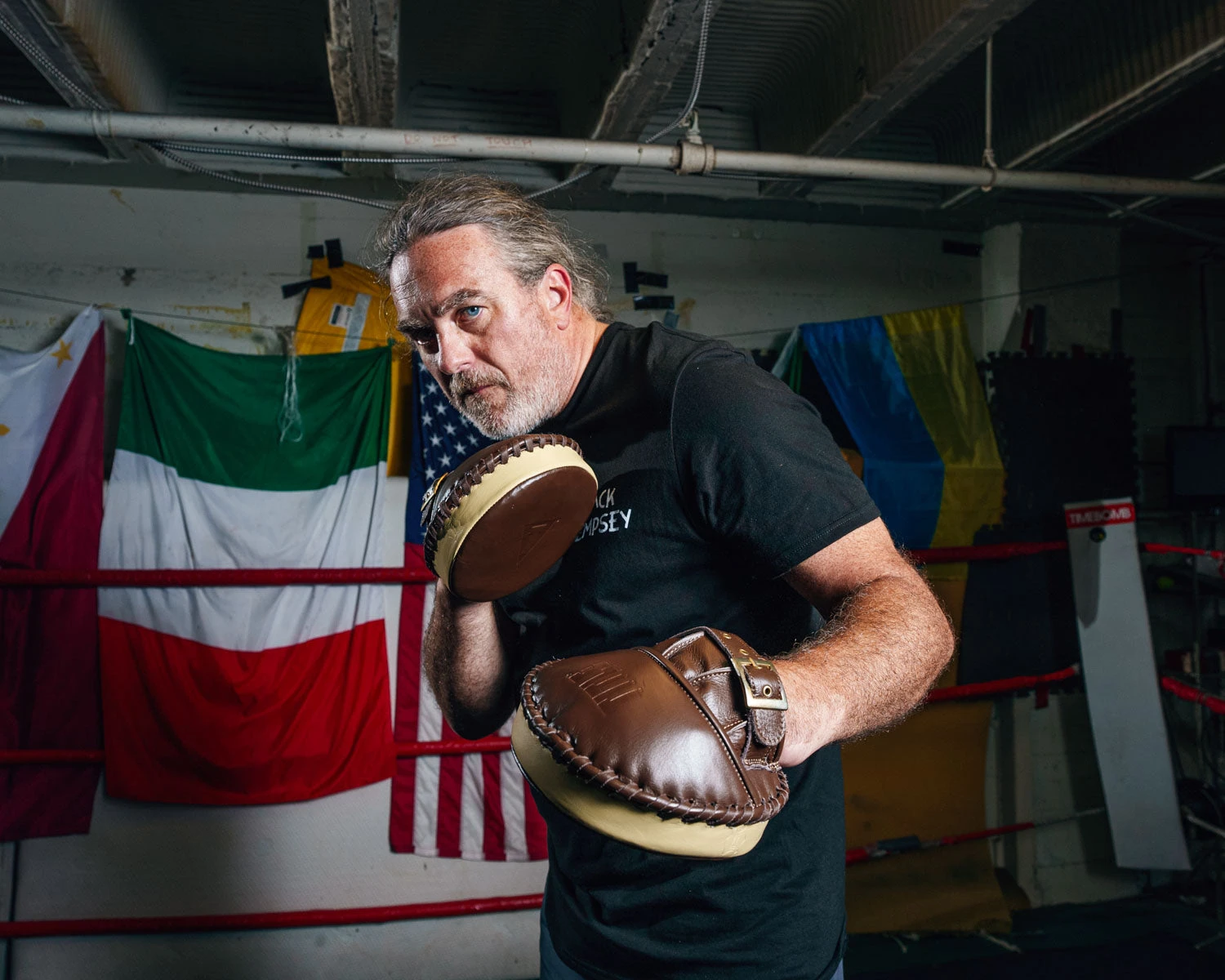 TITLE Boxing Retro Old School Punch Mitts 6 TITLE Boxing Retro Old School Punch Mitts - Image 6