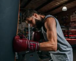 TITLE Boxing Sugar Ray Leonard Throwback Leather Bag Gloves -Sports Boxing SRLTLBGMR 2