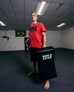 TITLE Boxing Pro Punch Shield 2.0 13 TITLE Boxing Pro Punch Shield 2.0 -Sports Boxing TBSH2BK 3