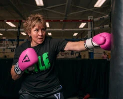 TITLE Premier Leather Super Bag Gloves 2.0 -Sports Boxing TSBG2PK 1