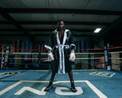 TITLE Boxing Pro Full Length Robe 3.0 -Sports Boxing TSRFL3BKWH 2