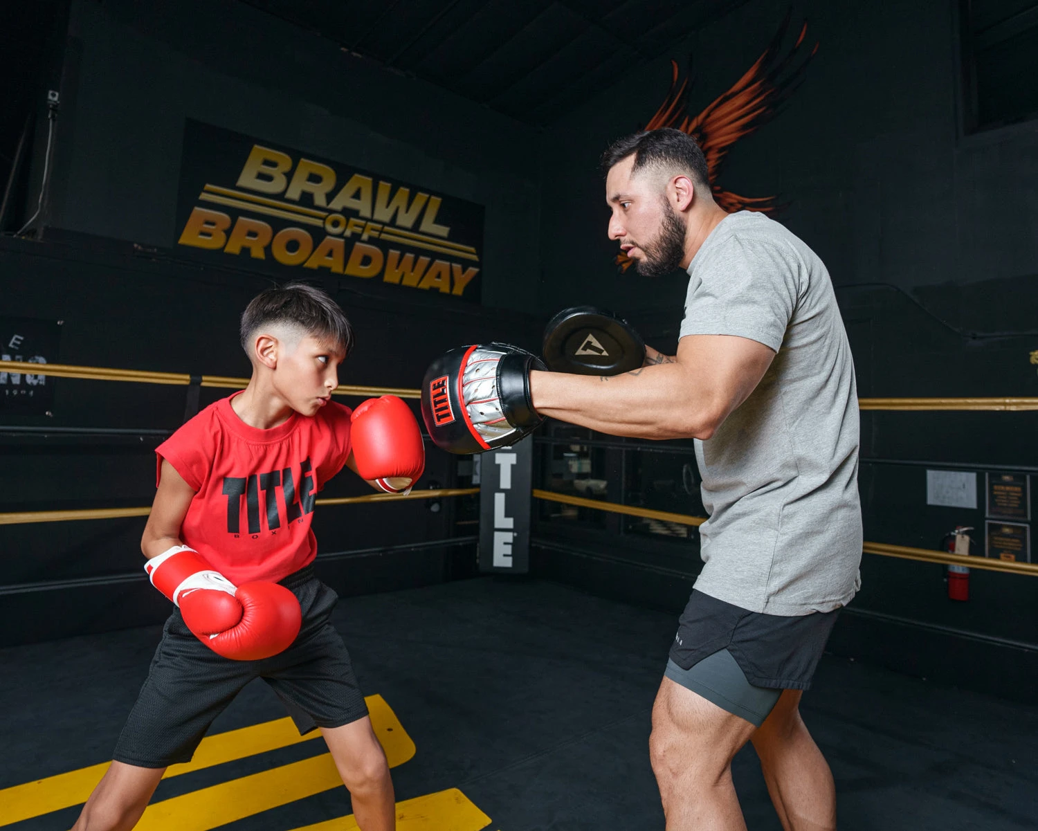 TITLE Boxing Valiant Micro Mitts 2 TITLE Boxing Valiant Micro Mitts - Image 2