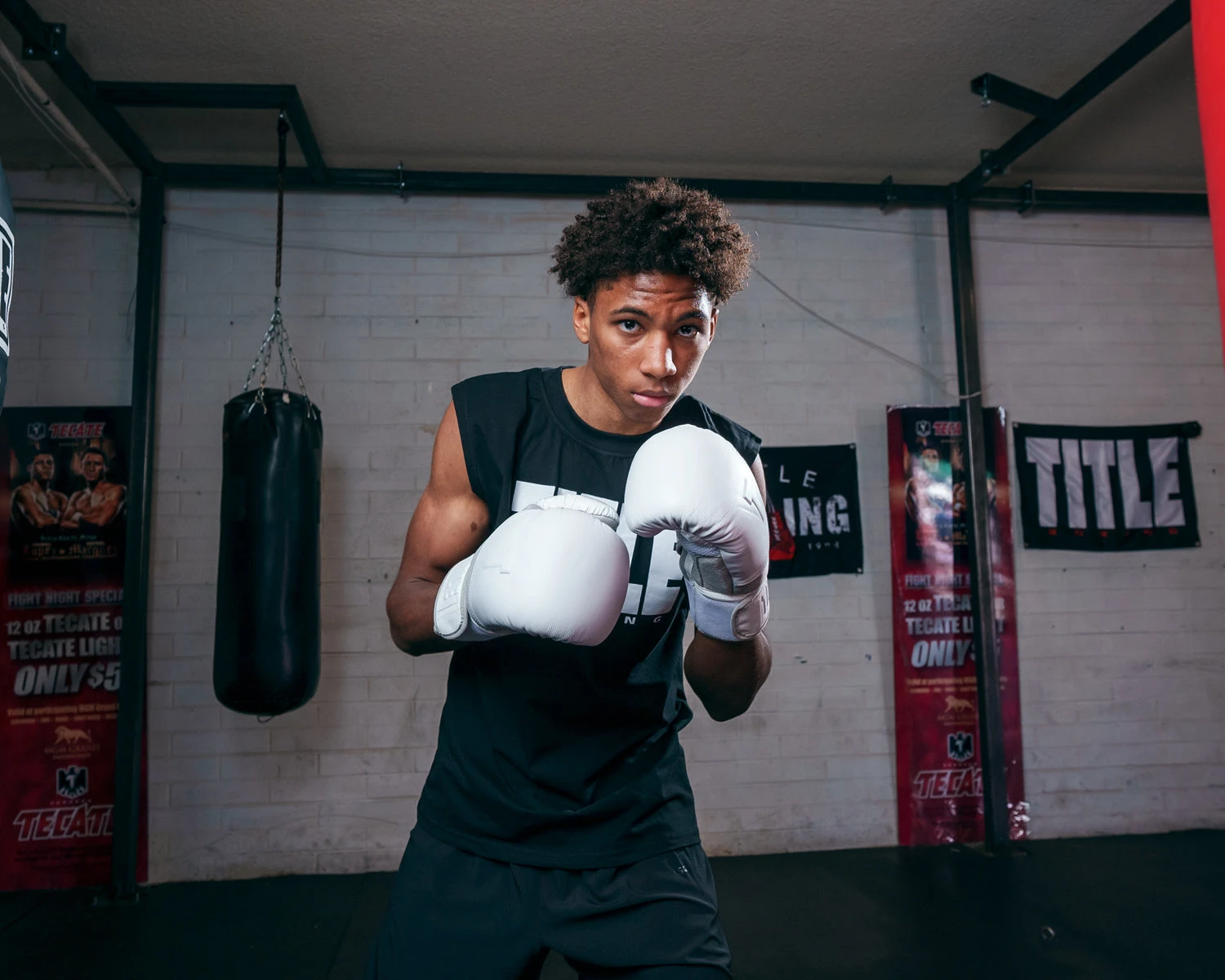 TITLE White Boxing Gloves 8 TITLE White Boxing Gloves - Image 8