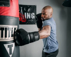 TITLE Black Phantom Bag Gloves 18 TITLE Black Phantom Bag Gloves -Sports Boxing bkpbg bk 3