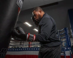 TITLE Boxing Leather Big League Bag Gloves 19 TITLE Boxing Leather Big League Bag Gloves -Sports Boxing blbg2 bk rd wh 4 2