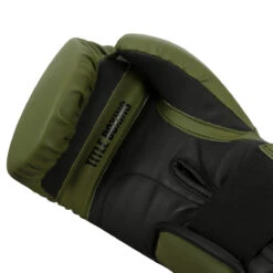 TITLE Boxing Combat Bag Gloves 28 TITLE Boxing Combat Bag Gloves -Sports Boxing combg gn bk 05