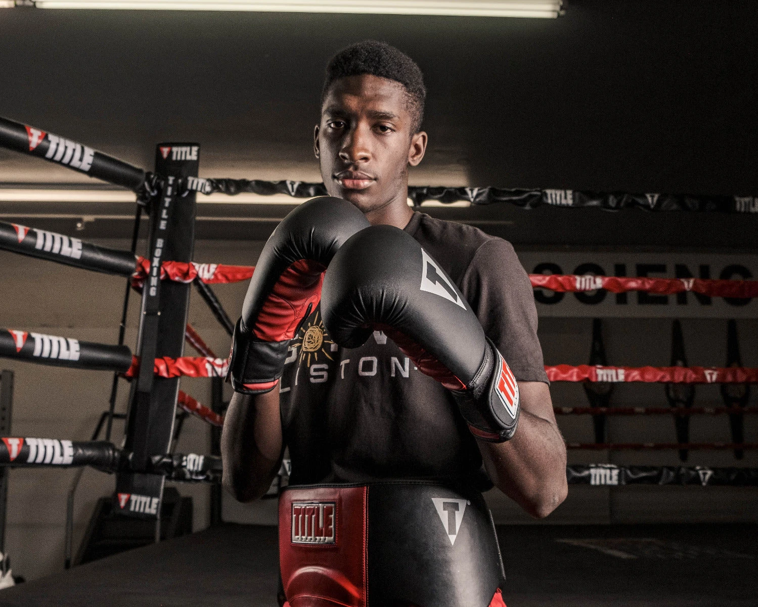 TITLE Classic Fitness Boxing Gloves 3 TITLE Classic Fitness Boxing Gloves - Image 3