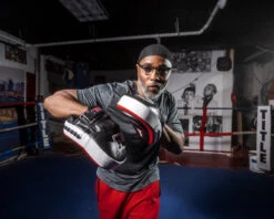 TITLE Boxing Gel Blockade Punch Mitts 13 TITLE Boxing Gel Blockade Punch Mitts -Sports Boxing gcpmc2 bk rd wh 1 6 1 1