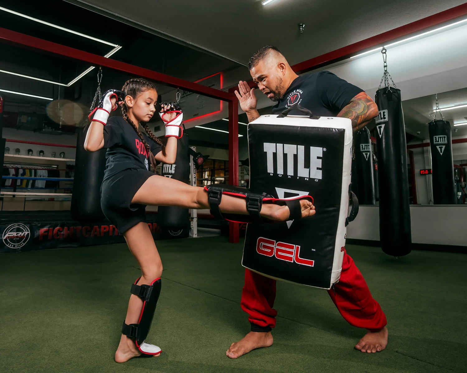 TITLE Boxing Gel Grandiose Strike Shield 2.0 8 TITLE Boxing Gel Grandiose Strike Shield 2.0 - Image 8