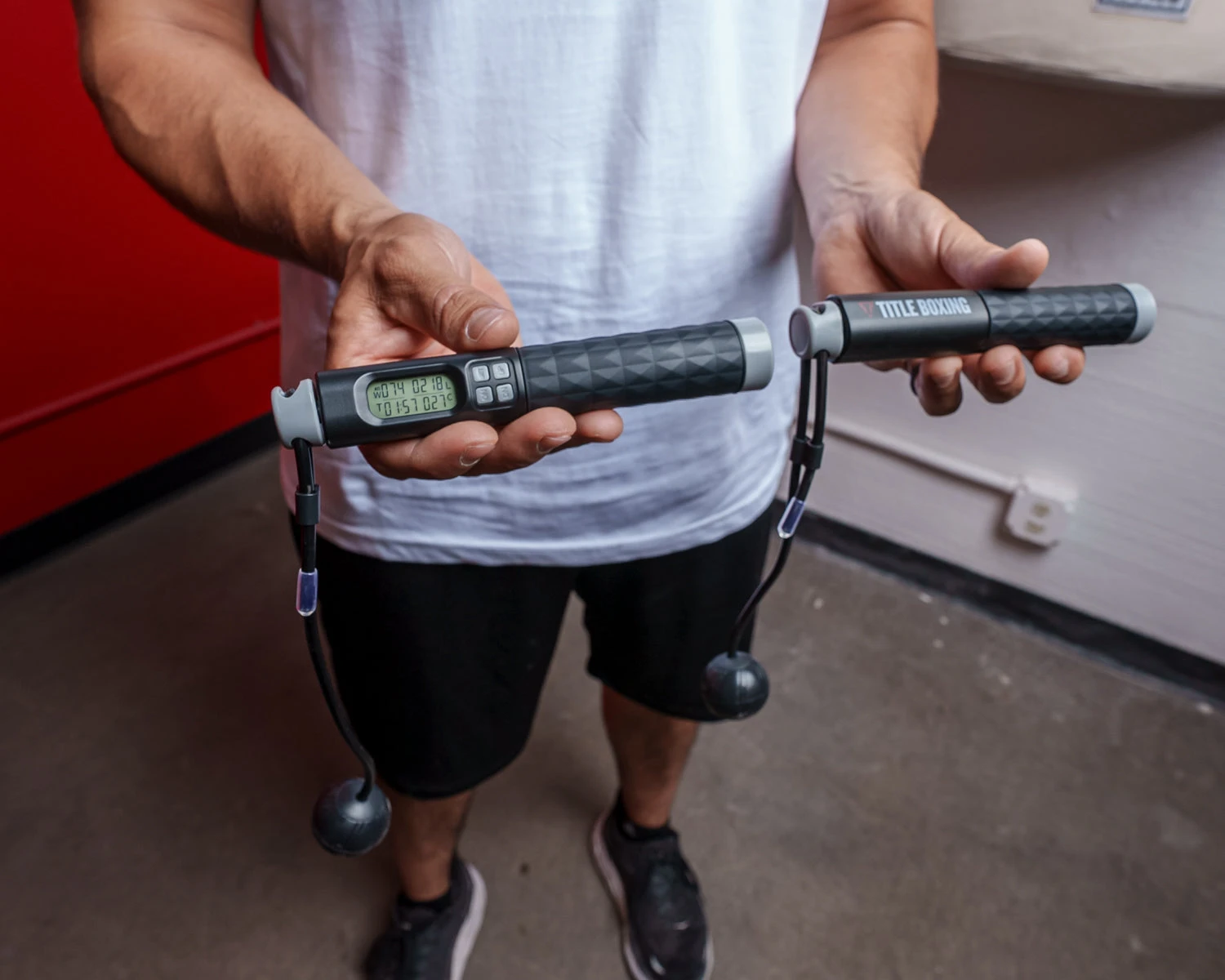 TITLE Boxing Smart Electronic Count Jump Rope 6 TITLE Boxing Smart Electronic Count Jump Rope - Image 6