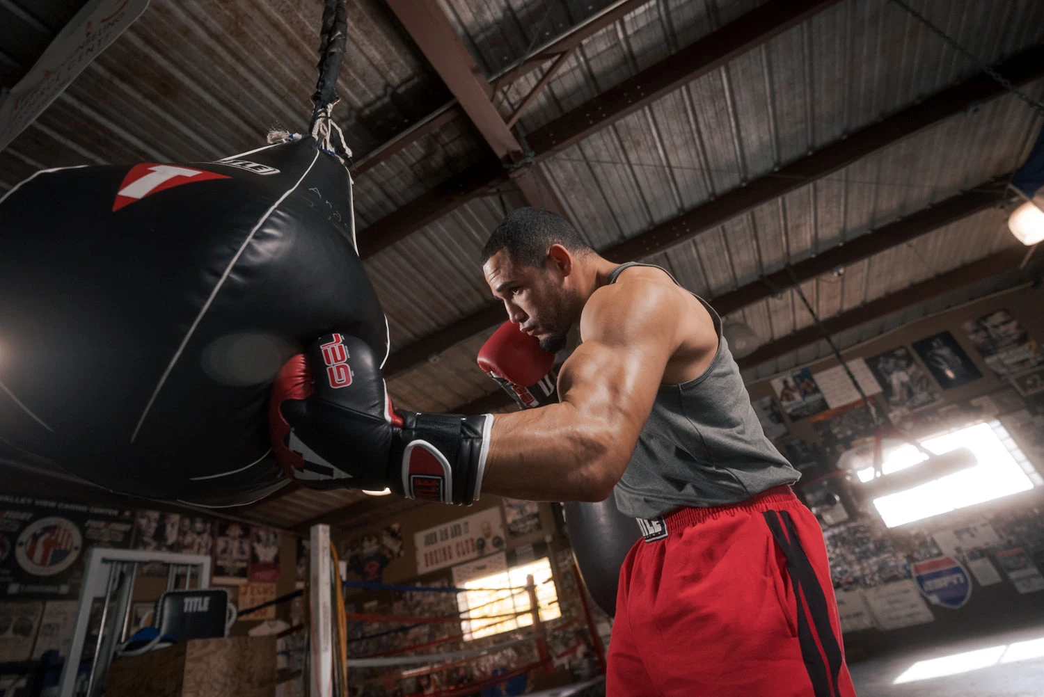 TITLE Boxing Gel Lava Leather Series Bag Gloves 7 TITLE Boxing Gel Lava Leather Series Bag Gloves - Image 7