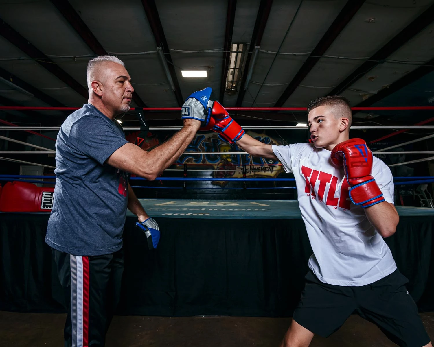 TITLE Platinum Perilous Micro Palm Mitts 2 TITLE Platinum Perilous Micro Palm Mitts - Image 2