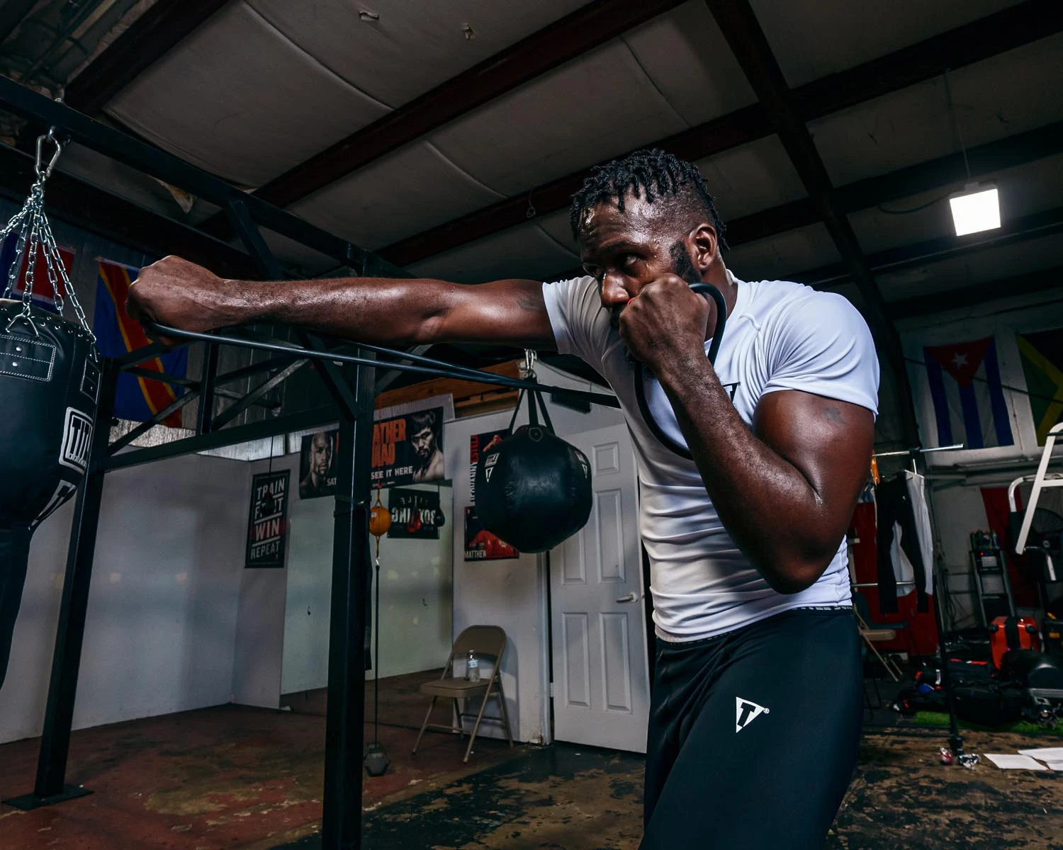 TITLE Boxing Pro Shadow Boxer 2.0 5 TITLE Boxing Pro Shadow Boxer 2.0 - Image 5