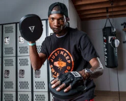 TITLE Boxing Razor Punch Mitts 2.0 11 TITLE Boxing Razor Punch Mitts 2.0 -Sports Boxing rzpm2 bk 1