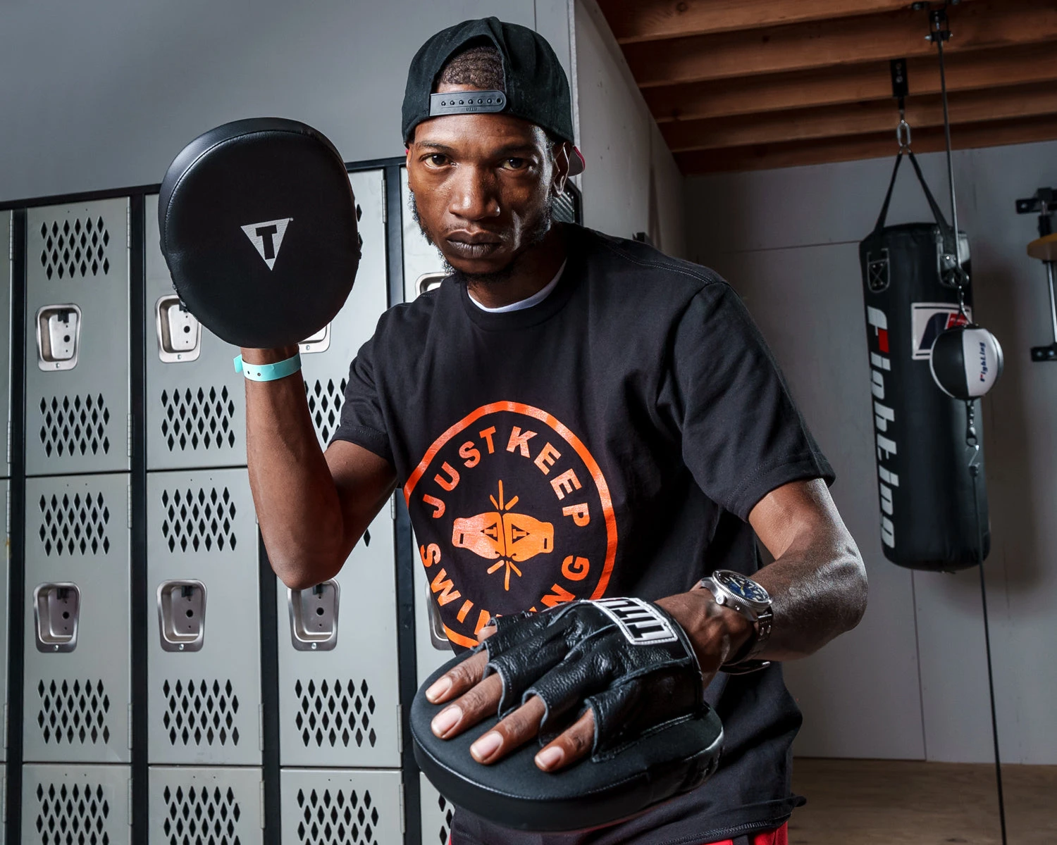 TITLE Boxing Razor Punch Mitts 2.0 5 TITLE Boxing Razor Punch Mitts 2.0 - Image 5