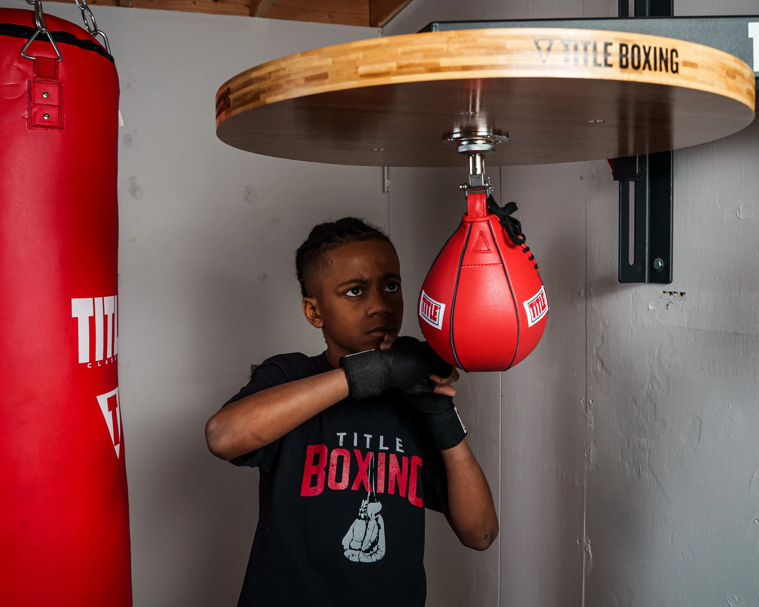 TITLE Boxing Forged Steel Adjustable Pro Speed Bag Platform 2 TITLE Boxing Forged Steel Adjustable Pro Speed Bag Platform - Image 2