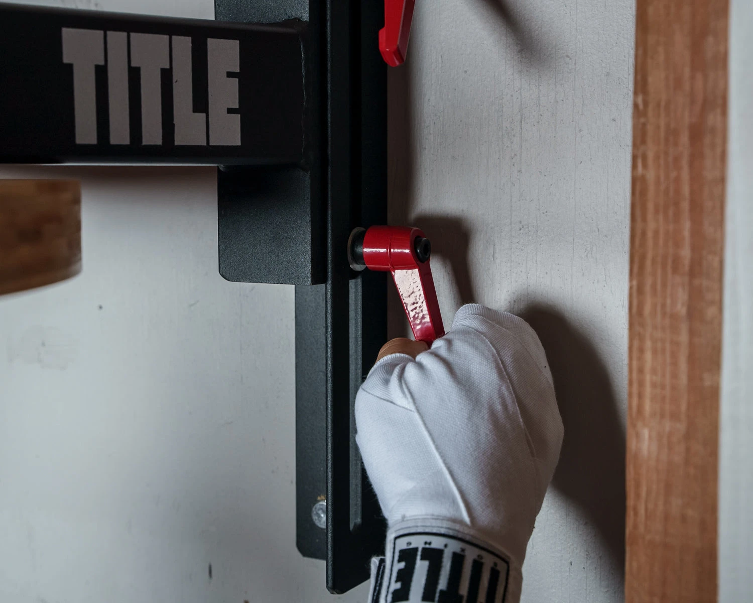 TITLE Boxing Forged Steel Adjustable Pro Speed Bag Platform 10 TITLE Boxing Forged Steel Adjustable Pro Speed Bag Platform - Image 10