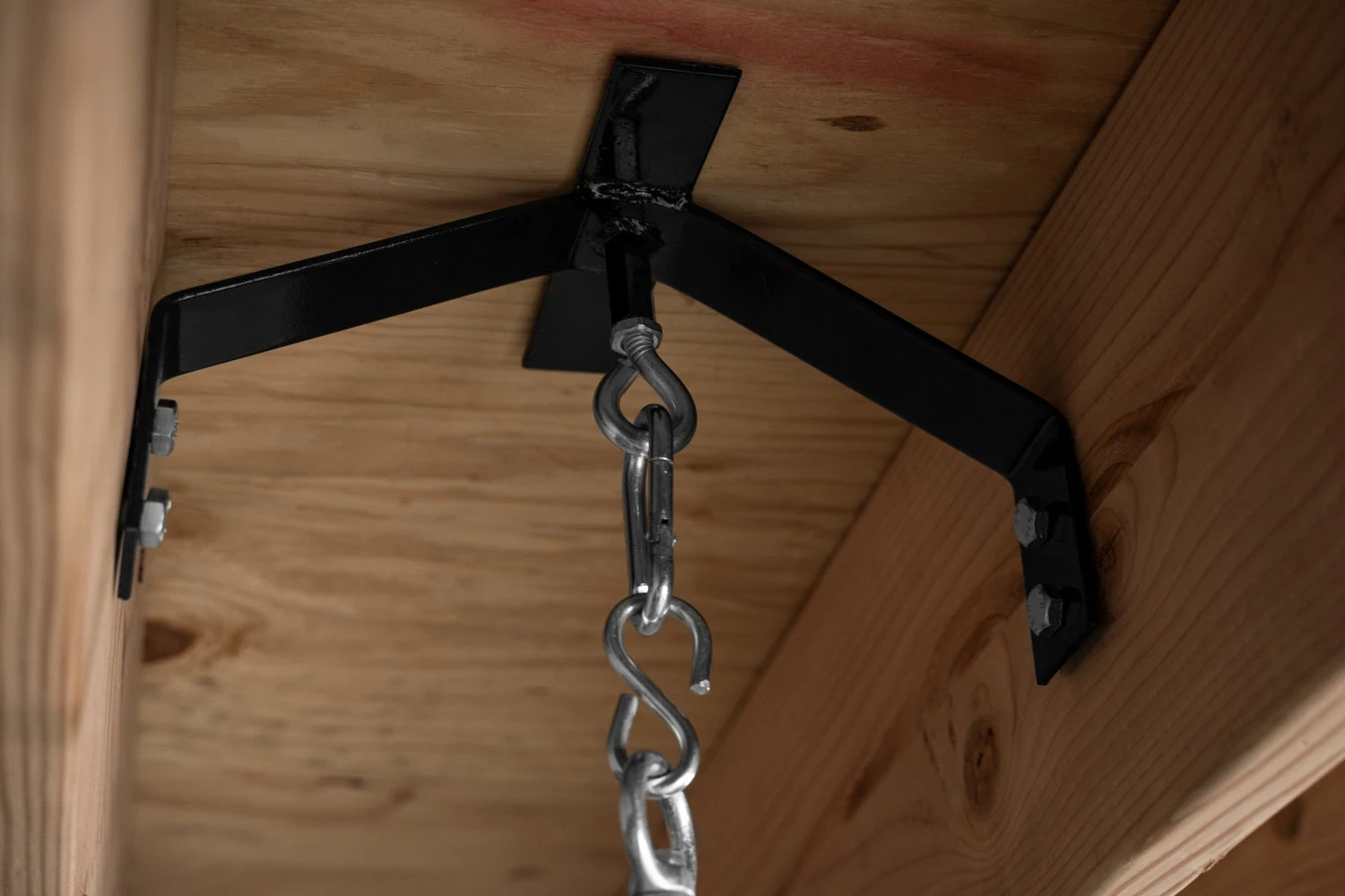 TITLE Boxing Rafter Heavy Bag Hanger 2 TITLE Boxing Rafter Heavy Bag Hanger - Image 2