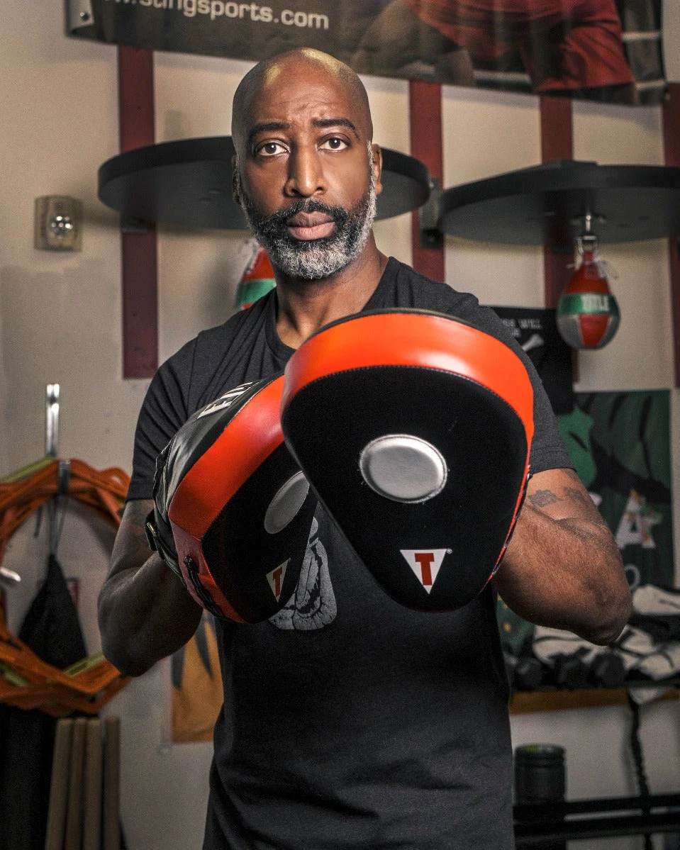 TITLE Boxing Incredi-Ball Leather Punch Mitts 2.0 5 TITLE Boxing Incredi-Ball Leather Punch Mitts 2.0 - Image 5