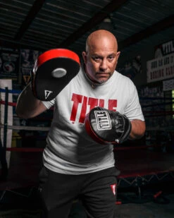 TITLE Boxing Incredi-Ball Leather Punch Mitts 2.0 15 TITLE Boxing Incredi-Ball Leather Punch Mitts 2.0 -Sports Boxing tipml2 bk rd 1