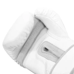 TITLE White Boxing Training Gloves 2.0 14 TITLE White Boxing Training Gloves 2.0 -Sports Boxing whtg2 005