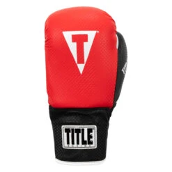 TITLE Boxing Aerovent Youth Gloves 11 TITLE Boxing Aerovent Youth Gloves -Sports Boxing yglv rd bk 03