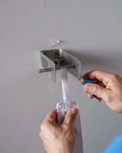 TITLE Boxing 2-N-1 Zip Hand Wrap Roller 11 TITLE Boxing 2-N-1 Zip Hand Wrap Roller -Sports Boxing zhwr2n1 1